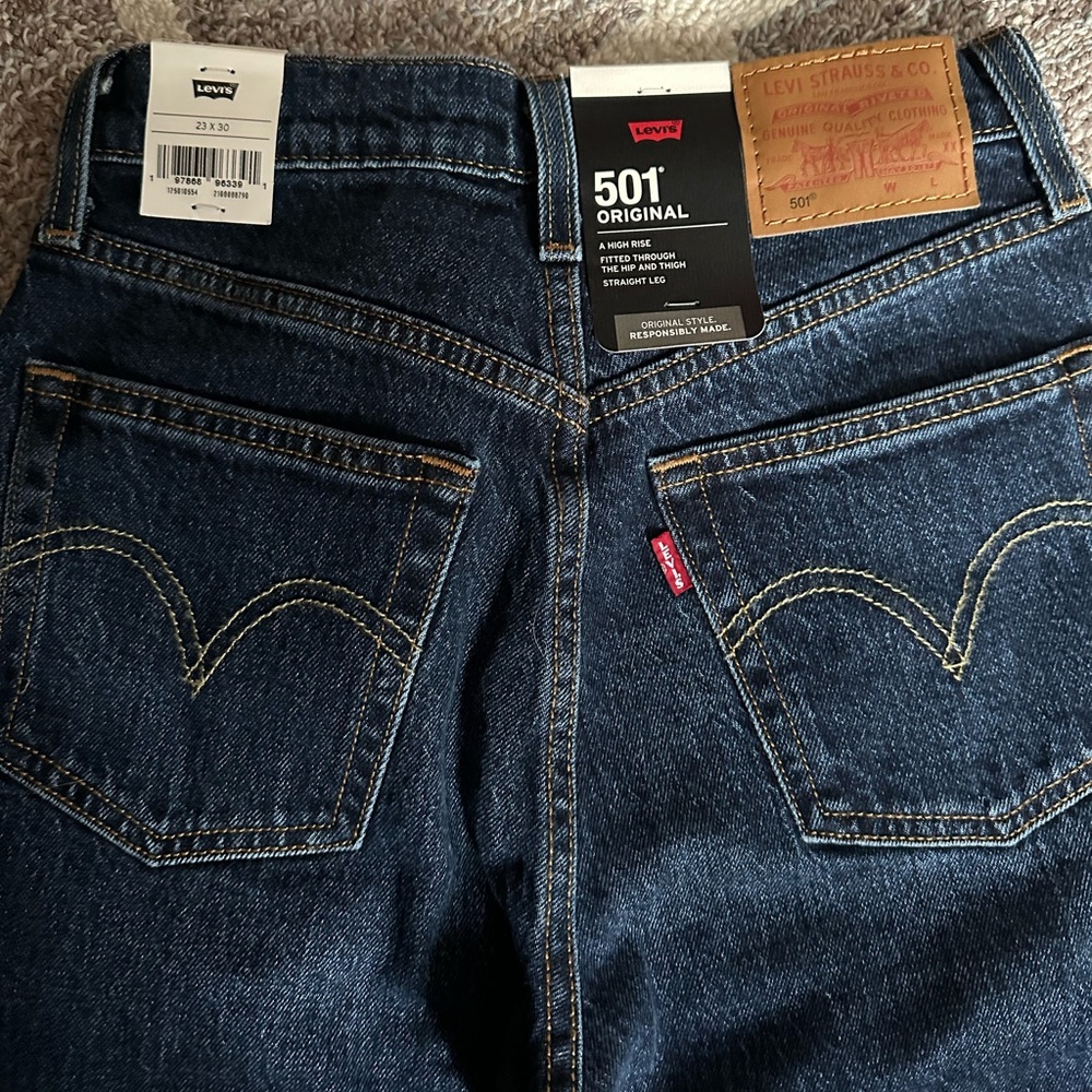 NWT Levi’s 501 Original 23 X 30 - Picture 3 of 5